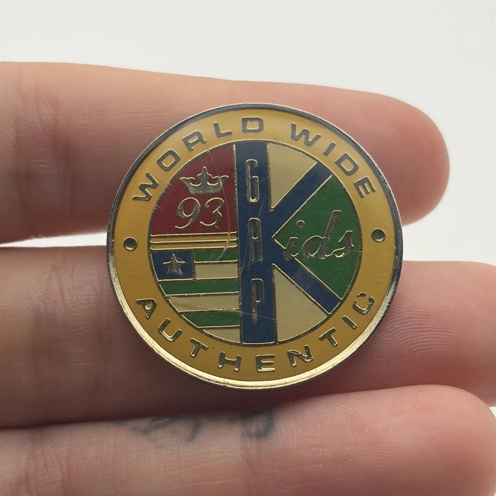 World Wide Authentic 1993 Gap Kids Lapel Hat Pin